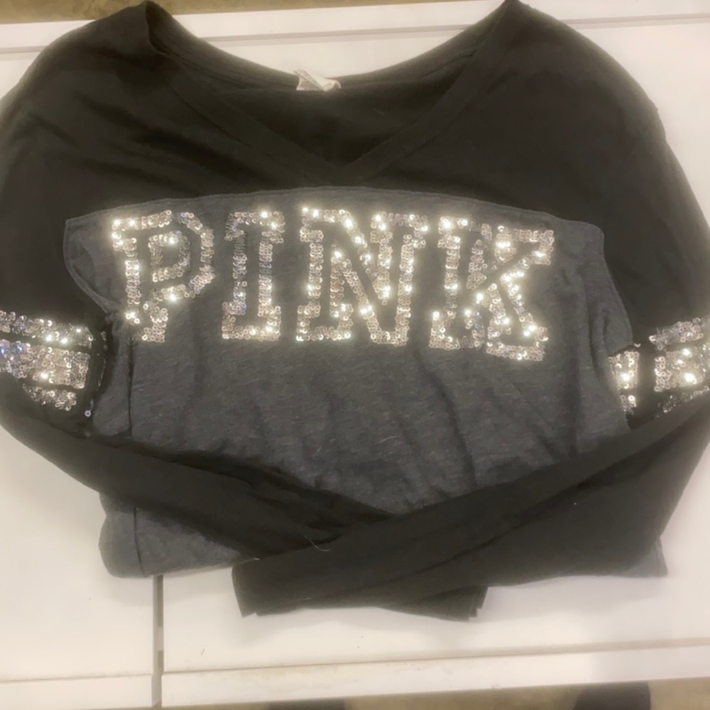 Pink long sleeve size (M)